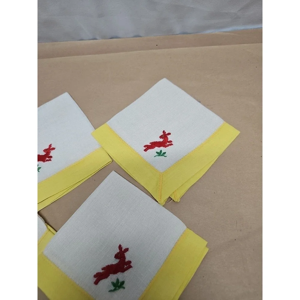 Vintage Lot of‎ 4 Yellow Linen Napkins – Hand Embroidered Beige Rabbit Design